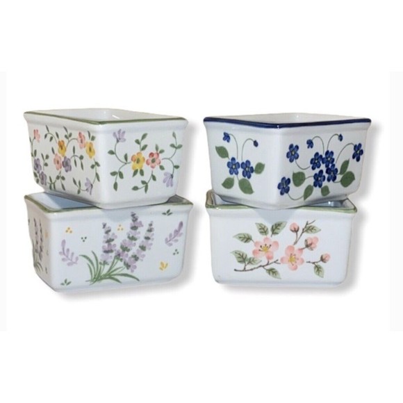 Andrea by Sadek set of Four Floral small serving dishes-See Pics For Details NIB - Picture 1 of 11